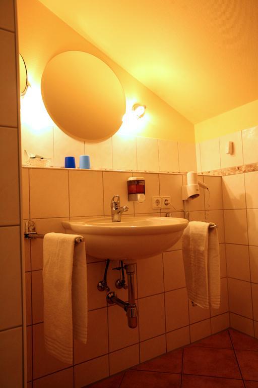 Hotel & Restaurant Schlei-Liesel Güby エクステリア 写真
